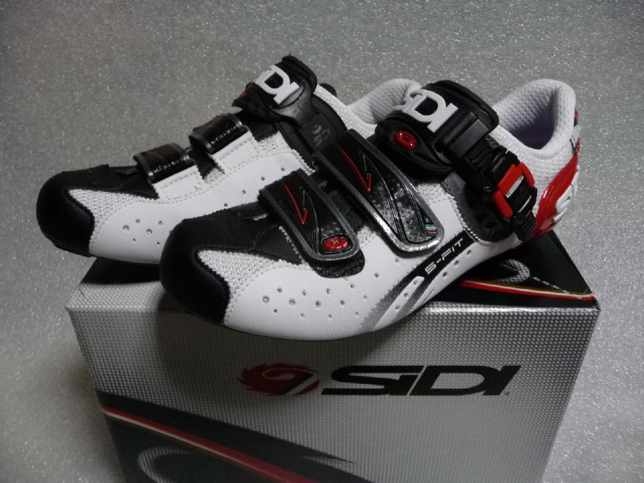 2016 SIDI GENIUS5-FIT Carbon  MEGA/ǥ ǥ˥եåȥܥ󡡥ᥬɥ塼ڥۥ磻ȡ֥ååɡۺ߸˥¤ò桪